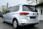 VW Touran 7 Sitze / Automatik / AHK / 1. Hd / Navi 110.000 km 24.490 € Mönchengladbach 41066