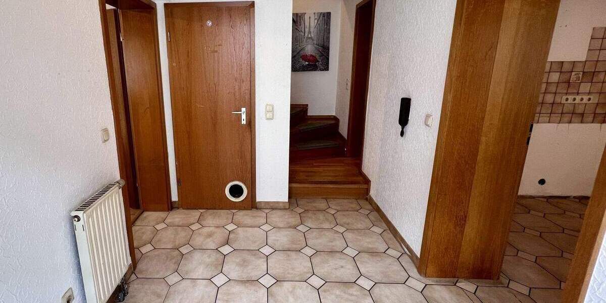 Einfamilienhaus Roth - 3 Zimmer, 110 m&sup2;, 1.200&euro; | Angebot:25602660