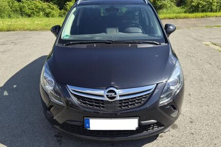 Opel Zafira 119.000 km 9.900 &euro; Neuhaus am Rennweg 98724