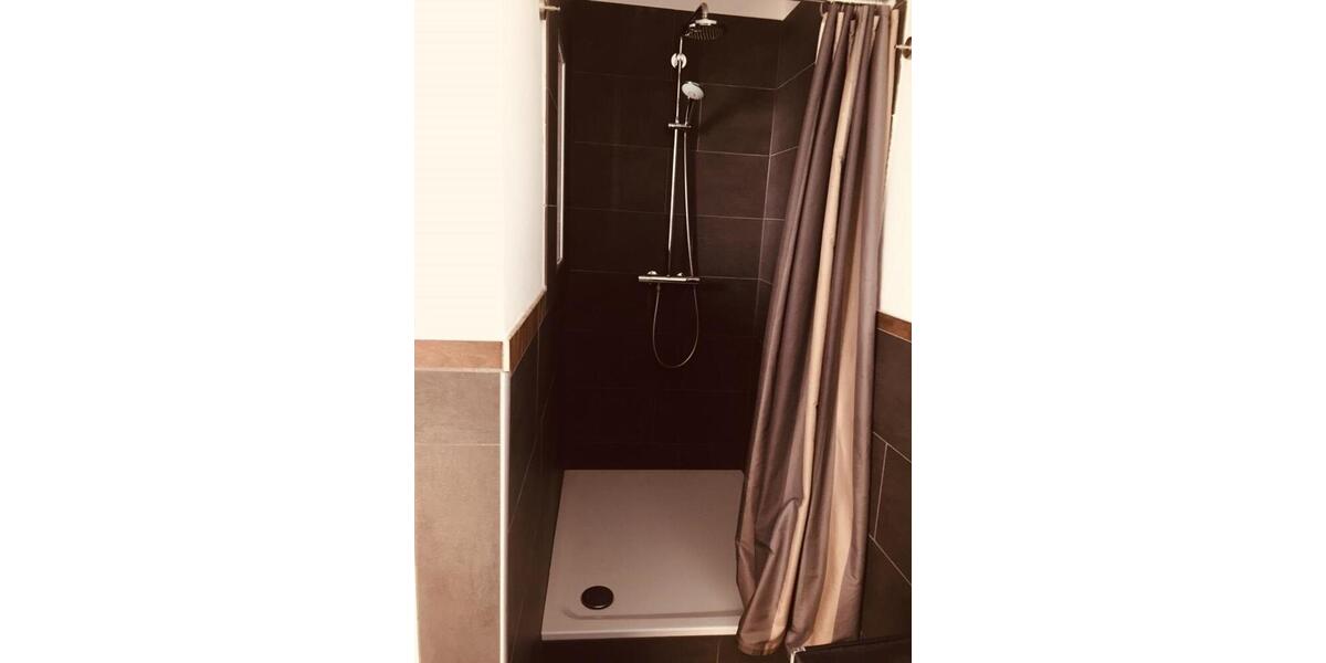 Doppelhaushälfte Lippstadt - 8 Zimmer, 165 m&sup2;, 1.450&euro; | Angebot:25281298