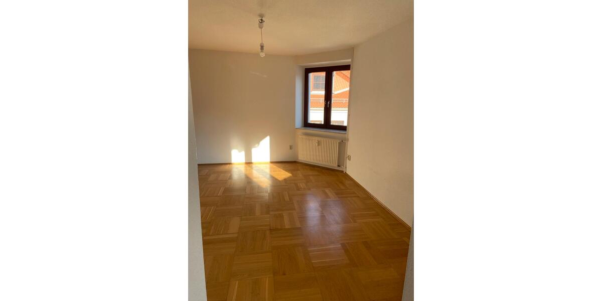 Etagenwohnung Bautzen - 1 Zimmer, 38 m&sup2;, 84.000&euro; | Angebot:27098951
