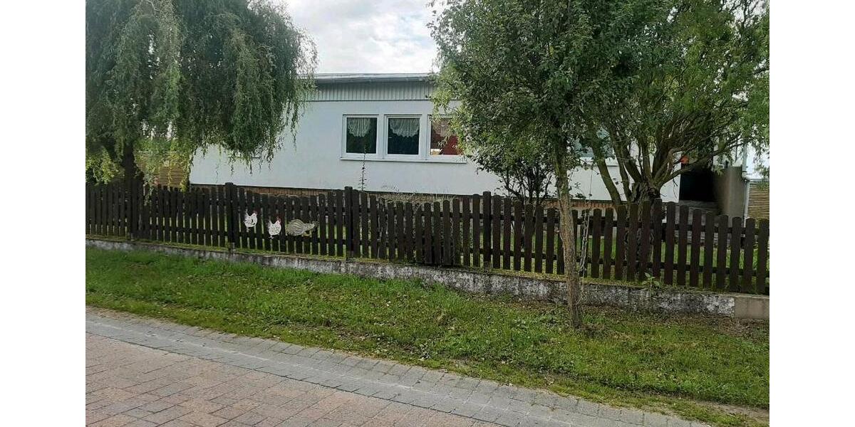 Bungalow Osterburg (Altmark) - 3 Zimmer, 130 m&sup2;, 130.000&euro; | Angebot:27126501