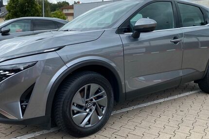 Nissan Qashqai 17.350 km 26.990 &euro; Troisdorf 53840