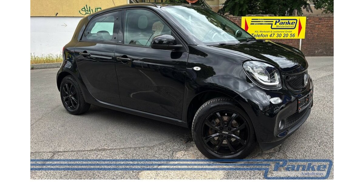 Smart ForFour Pano*Navi*SHZ*Tempo*Touch*PDC.h*LED* 63.149 km 6.890 &euro; Berlin 13187