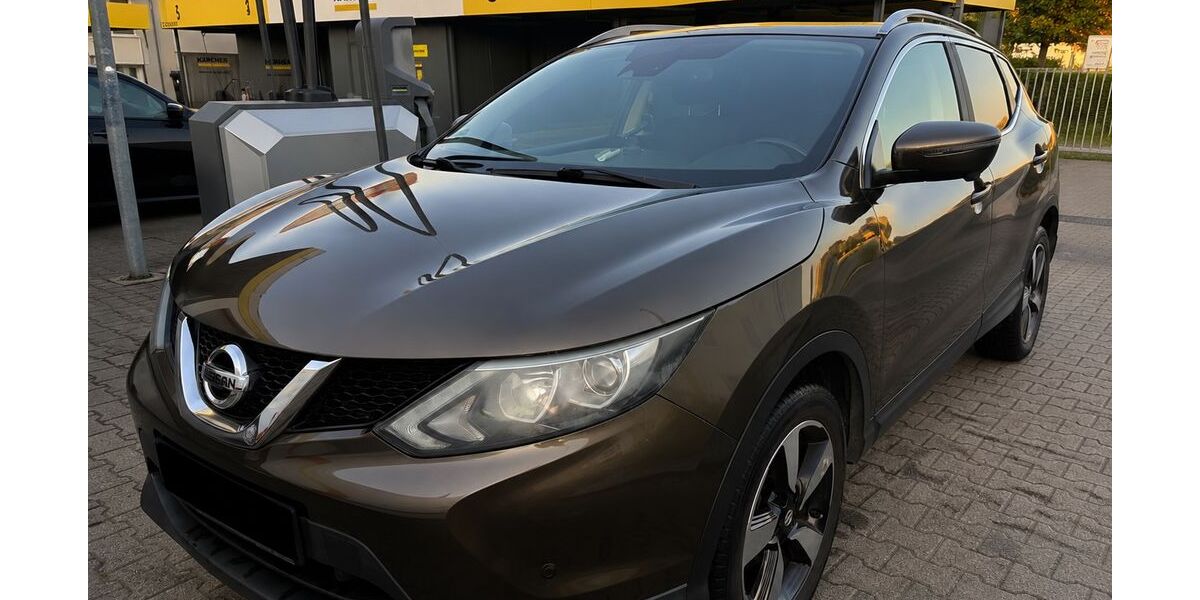 Nissan Qashqai 83.588 km 11.600 &euro; Reutlingen 72760