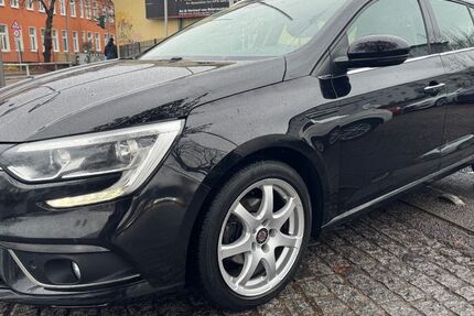 Renault Megane 77.200 km 9.999 &euro; Berlin - Tempelhof 12107