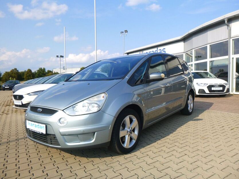 Ford S-Max 195.882 km 2.999 € Bayreuth 95448
