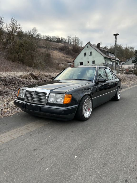 230