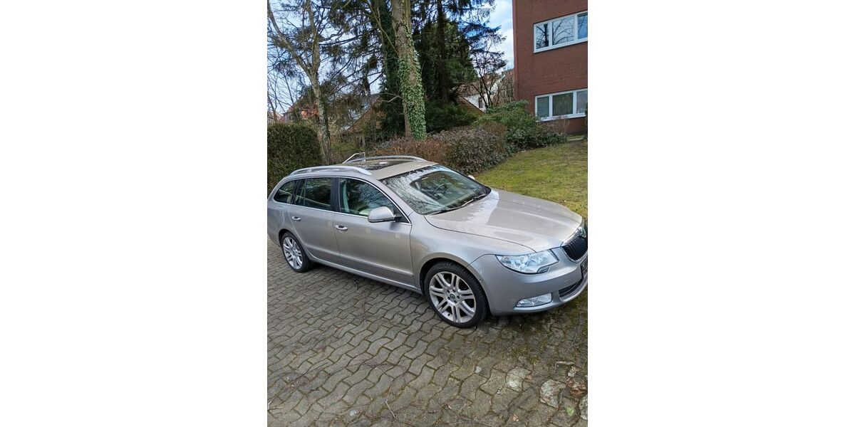 Skoda Superb 265.500 km 6.000 &euro; Hamburg 22177