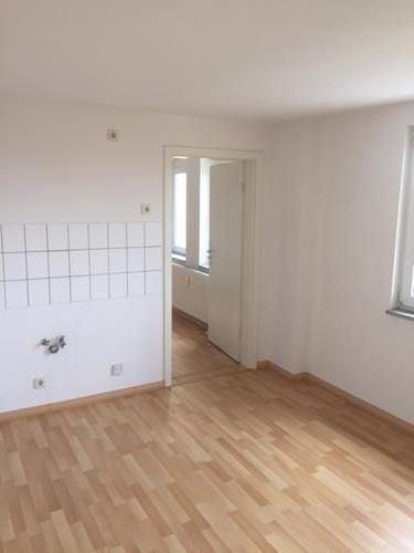 Dachgeschoßwohnung Limbach-Oberfrohna Oberfrohna - 3 Zimmer, 72 m&sup2;, 325&euro; | Angebot:26038018