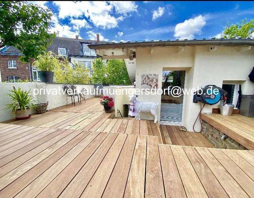 Haus zum Kaufen in Köln 1.425.000 € 200 m²