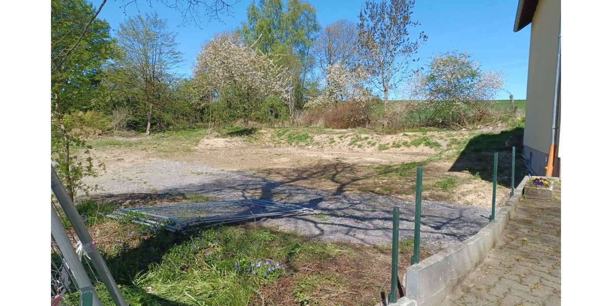 nach Abriss unbebautes Grundstück in ruhiger Lage in dörflicher Umgebung im Weserbergland - Grundstück Vahlbruch | Angebot:26418854