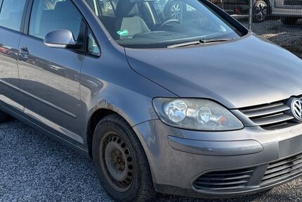 VW Golf 317.000 km 980 &euro; Düren 52351