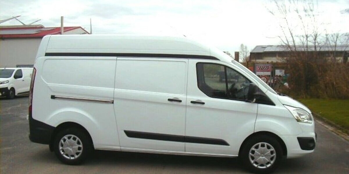 Ford Transit Custom 2.0TDCi Trend 340 L2H2-Navi-AHK-PDC 69.296 km 17.969 &euro; Wittmund 26409