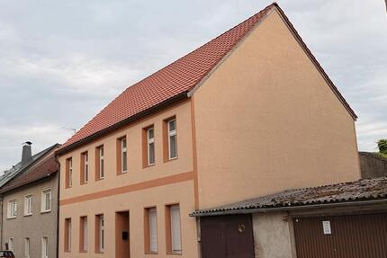 Haus Sonnewalde - 10 Zimmer, 240 m&sup2;, 325.000&euro; | Angebot:26679626