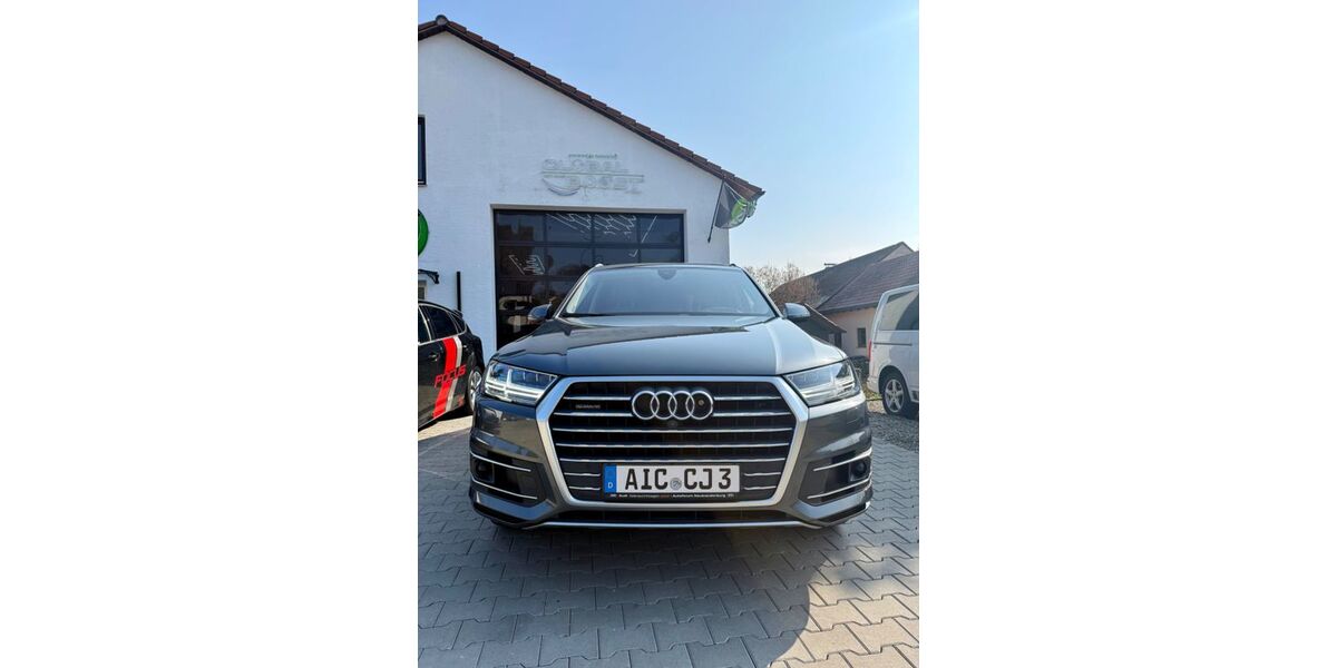 Audi Q7 175.692 km 29.900 &euro; Ehekirchen 86676