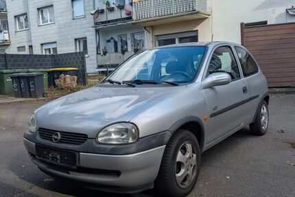 Opel Corsa 98.667 km 1.999 &euro; Troisdorf 53840