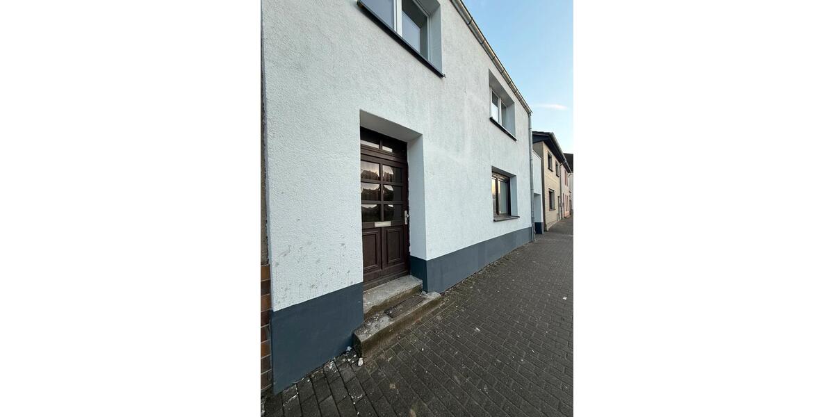 Einfamilienhaus zu vermieten - Saniert - Garage - 1.2.2026 4 zimmer