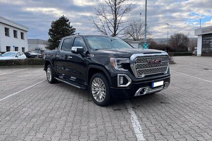 GMC Sierra