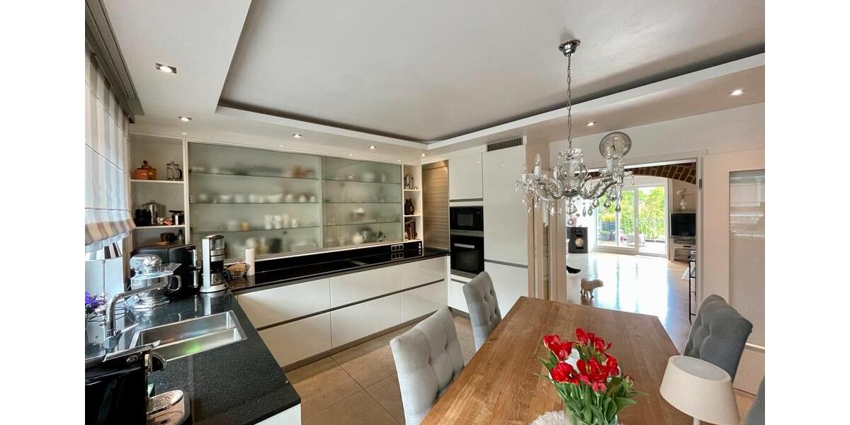 Reihenhaus Bocholt Stenern - 9 Zimmer, 200 m&sup2;, 440.000&euro; | Angebot:26429372