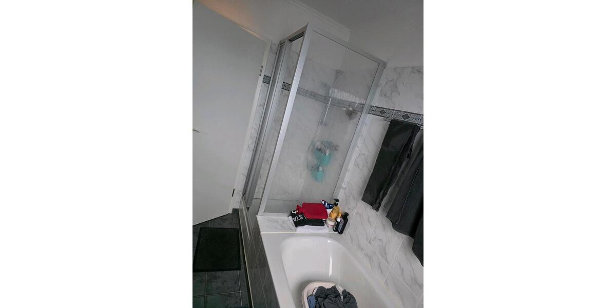 Dachgeschoßwohnung Niedenstein - 3 Zimmer, 68 m&sup2;, 675&euro; | Angebot:26454165