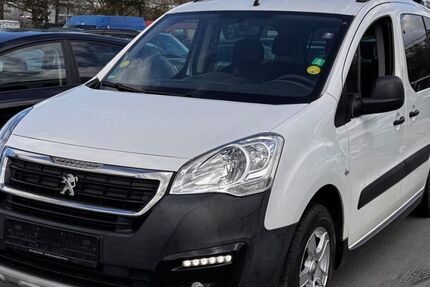 Peugeot Partner 195.800 km 6.499 &euro; Frankfurt 60486