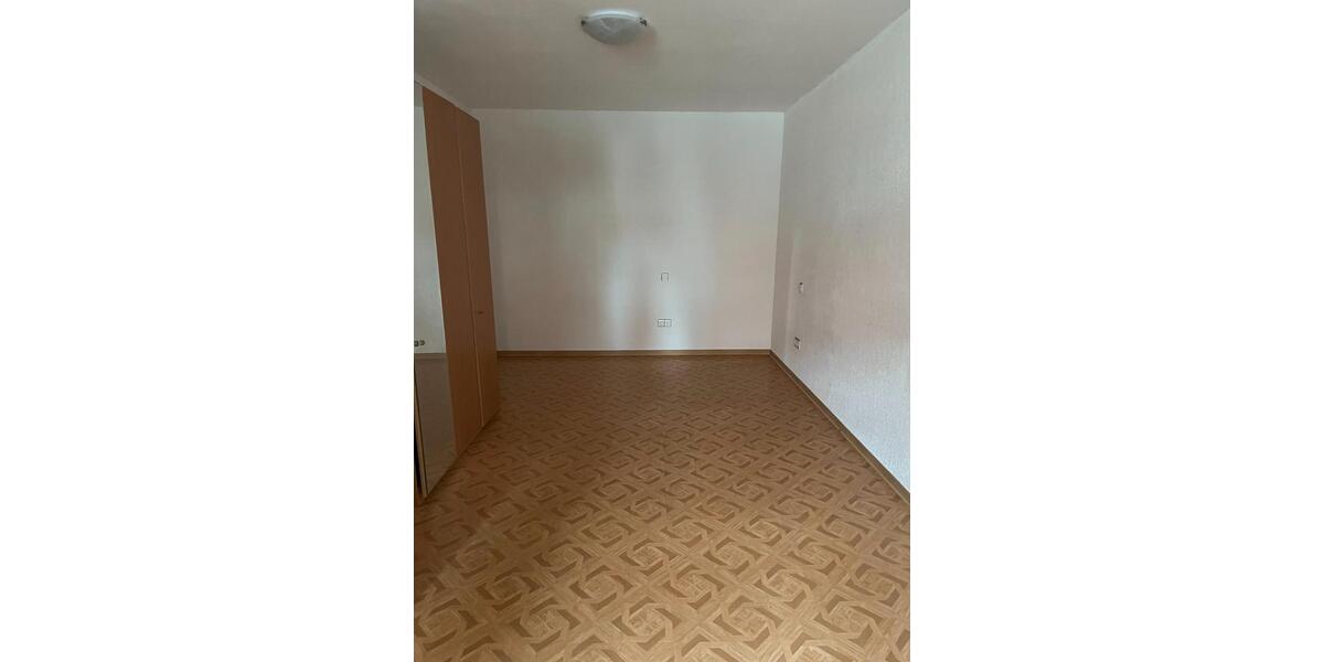 Etagenwohnung Landau in der Pfalz - 1 Zimmer, 35 m&sup2;, 350&euro; | Angebot:26491050