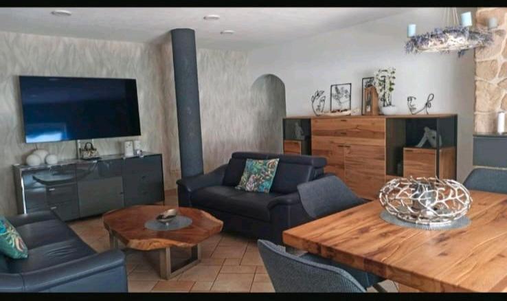 Mehrfamilienhaus, Wohnhaus Schiffweiler - 9 Zimmer, 300 m&sup2;, 228.000&euro; | Angebot:27120412