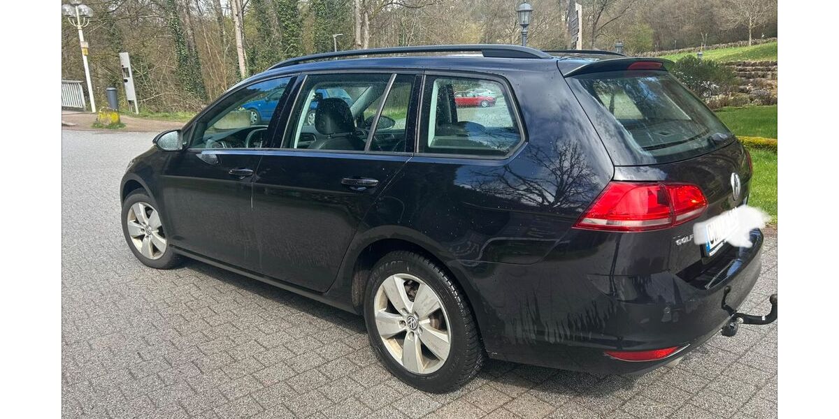 VW Golf 185.000 km 7.950 &euro; Bad Liebenzell 75378