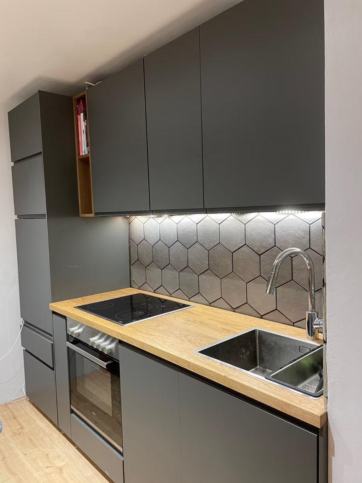 Charmante 3-Zimmer-Wohnung mit Balkon, Tiefgarage und Ausblick