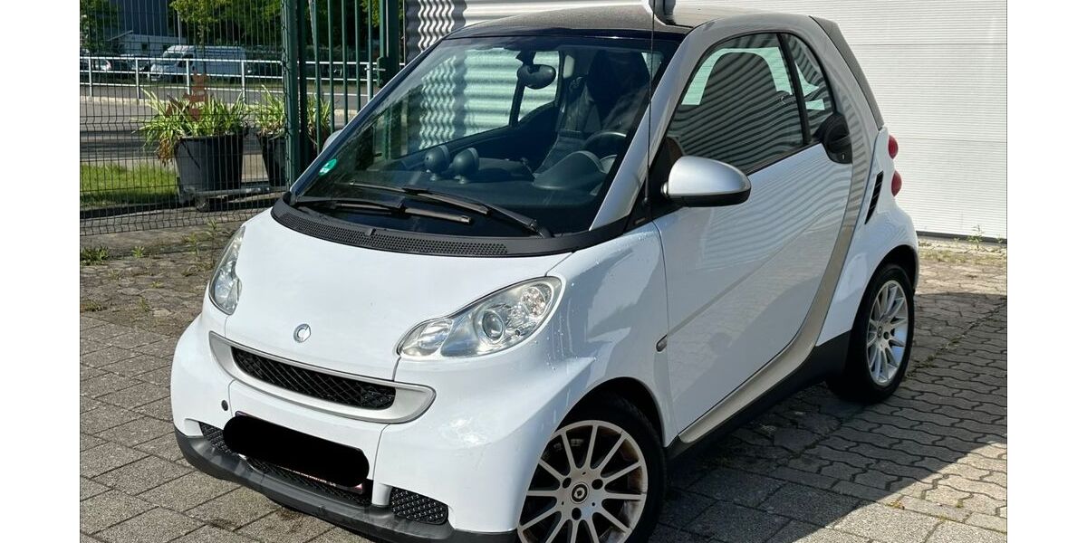 Smart ForTwo 176.303 km 2.995 &euro; Bremen 28215