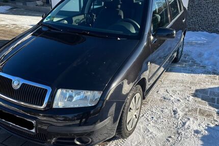 Skoda Fabia 194.450 km 2.499 &euro; Mallersdorf-Pfaffenberg 84066