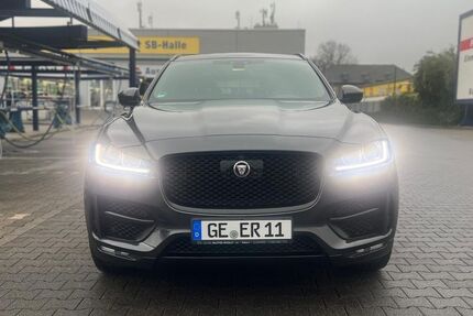 Jaguar F-Pace 168.000 km 19.900 &euro; Gelsenkirchen 45897