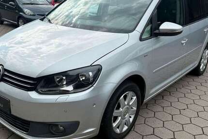 VW Touran 119.000 km 8.900 &euro; Hamburg 20097