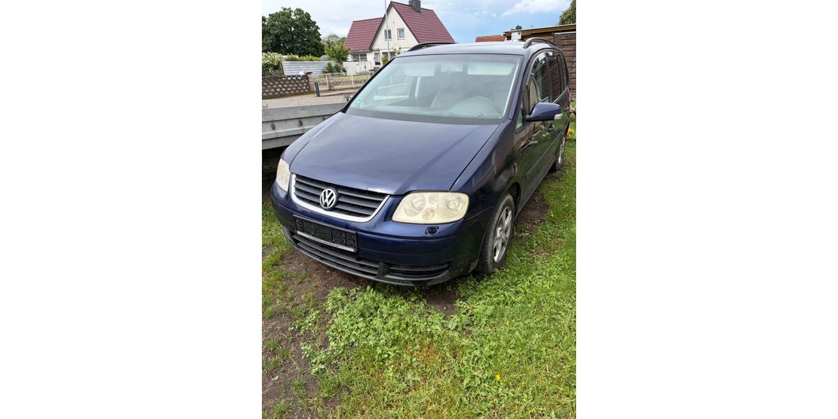 VW Touran 205.000 km 1.500 &euro; Burg 39288