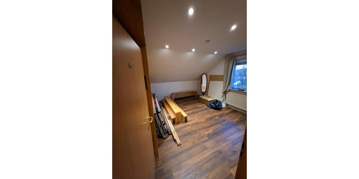 Attraktive 3 ZKB Wohnung mit Südbalkon auf dem Sonnenhügel VK 3 zimmer