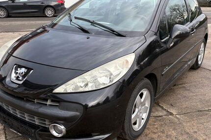 Peugeot 207 217.000 km 1.299 &euro; Speyer 67346
