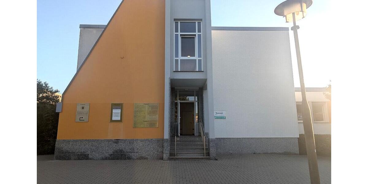 Attraktive Praxis-Bürofläche, ca. 71 m² im Carrée Dessauer Allee in Wolfen zimmer