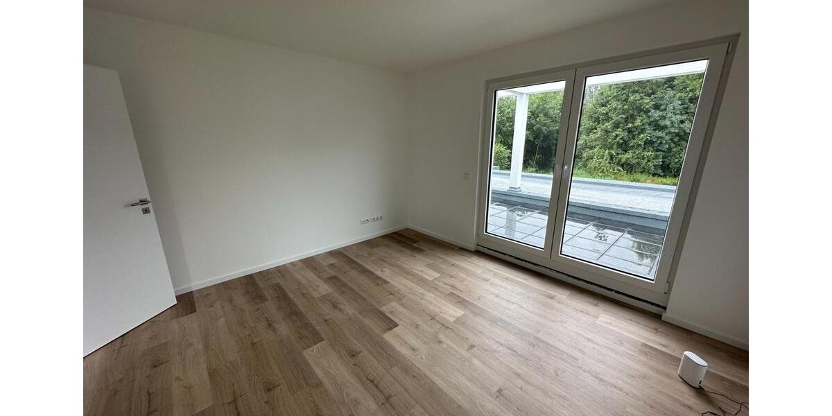 Doppelhaushälfte Steyerberg - 4 Zimmer, 147 m&sup2;, 1.500&euro; | Angebot:25088908