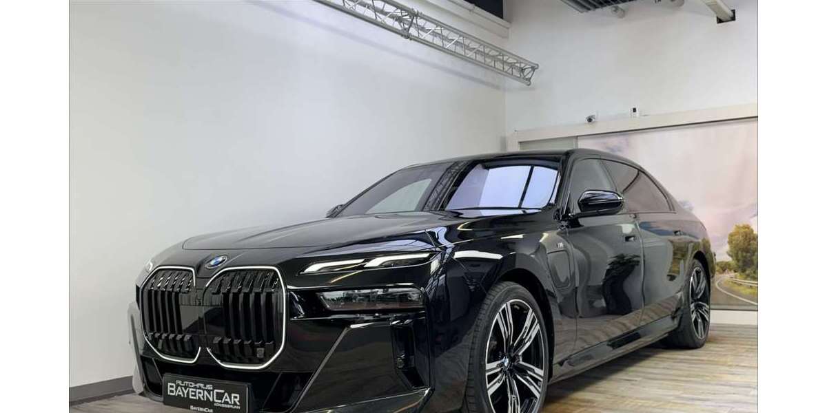 BMW 750 17.700 km 106.989 &euro; Königsbrunn 86343