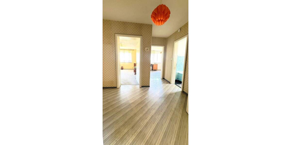 Wohnhaus in ruhiger Ortsrandlage von Sulzbach-Rosenberg zimmer