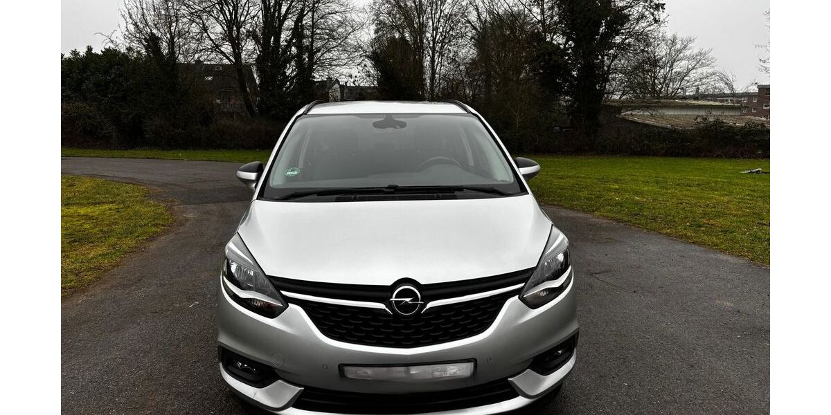 Opel Zafira 149.000 km 8.250 &euro; Willich 47877