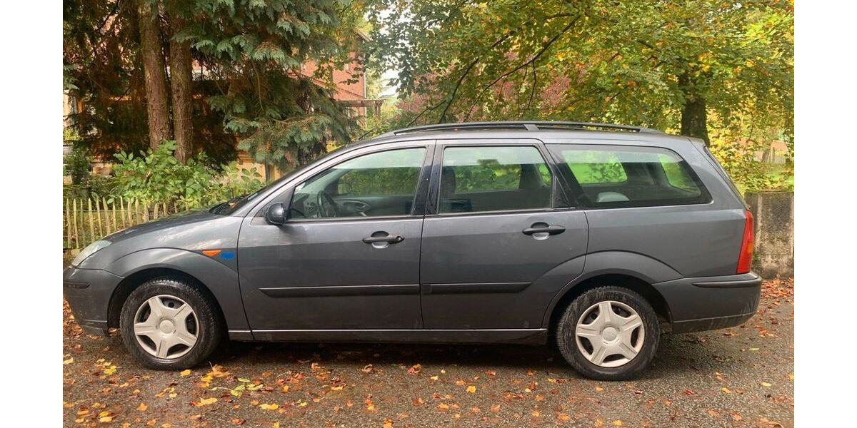 Ford Focus 234.000 km 800 &euro; Lügde 32676