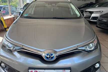 Toyota Auris 85.000 km 14.900 &euro; Bonn 53119