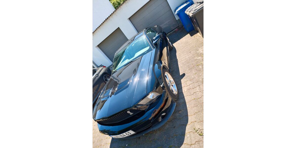 Ford Mustang 201.499 km 14.900 &euro; Asbach-Bäumenheim 86663
