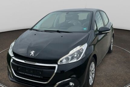 Peugeot 208 49.800 km 9.650 € Heinrichshofen 86492