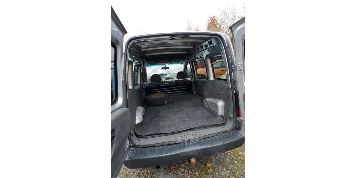 Opel Combo 154.000 km 2.950 &euro; Bayreuth 95447