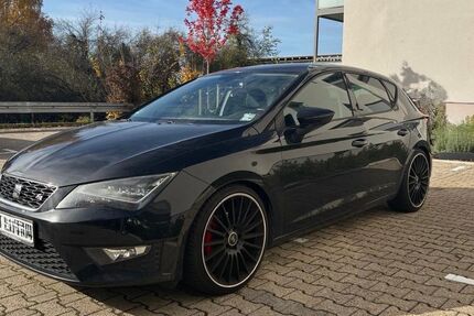 Seat Leon 147.742 km 8.000 &euro; Langen 63225