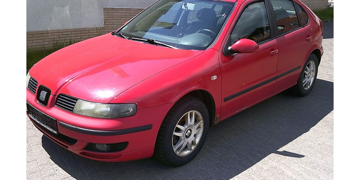 Seat Leon 260.520 km 999 &euro; Eisfeld 98673