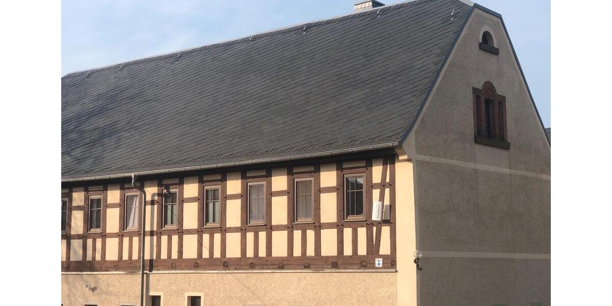 Etagenwohnung Meerane - 4.5 Zimmer, 143 m&sup2;, 890&euro; | Angebot:25414639